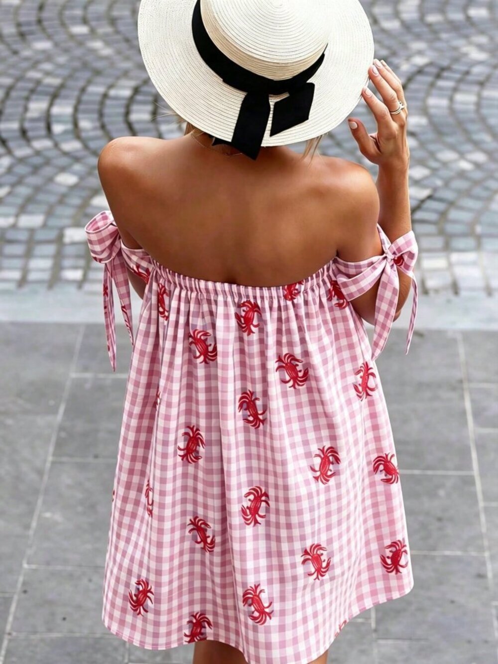 Pink Chic Women's Strapless Plaid Crab Embroidery A-Line Mini Dress - Picture 2 of 7